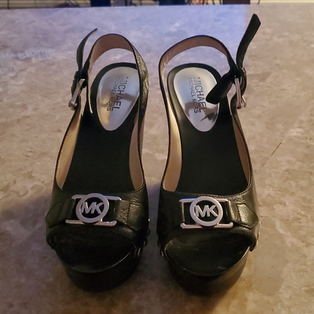 Micheal kors wedge heel
